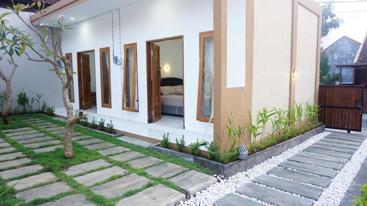 Jingga Homestay Balangan 金巴兰 外观 照片